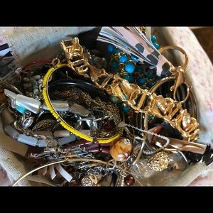 Nice jewelry lot